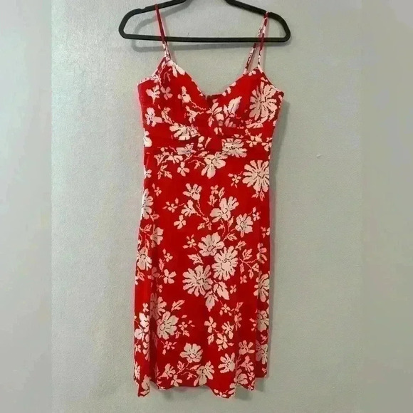 136. Donna Morgan Women’s Red Floral Sundress Adjustable Spaghetti Straps Size 8 - Picture 2 of 5